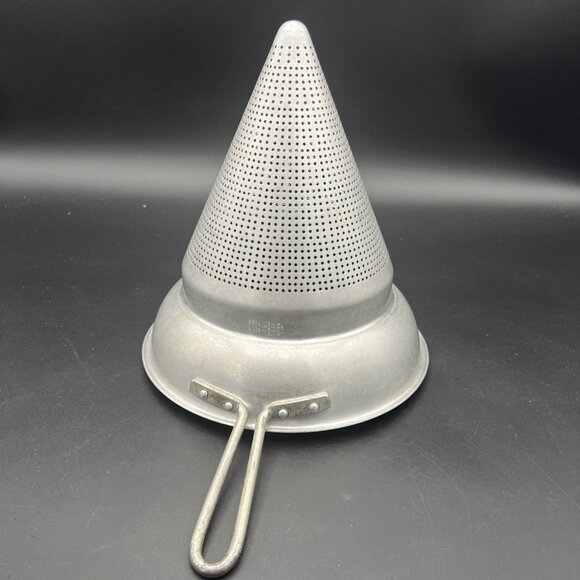 Vintage Wear-Ever No. 8 Aluminum Strainer Colander Canning Sieve Ricer USA - Picture 2 of 9